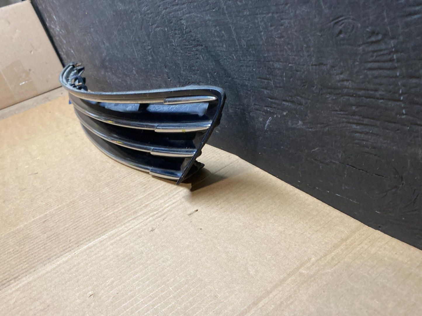 2002 to 2004 Lexus ES300 ES330 Front Upper Grill Grille F6606 DG11