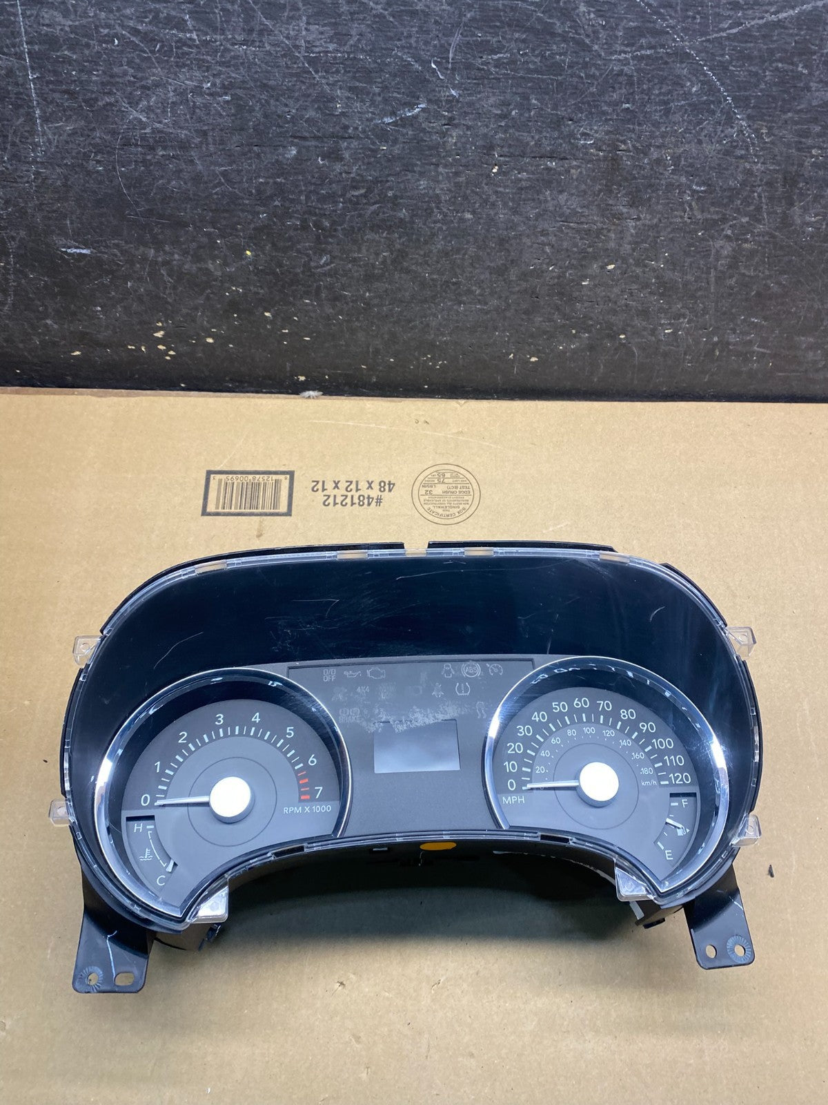 2008 Mercury Mountaineer  Speedometer Cluster Gauge Oem w4083 DG0