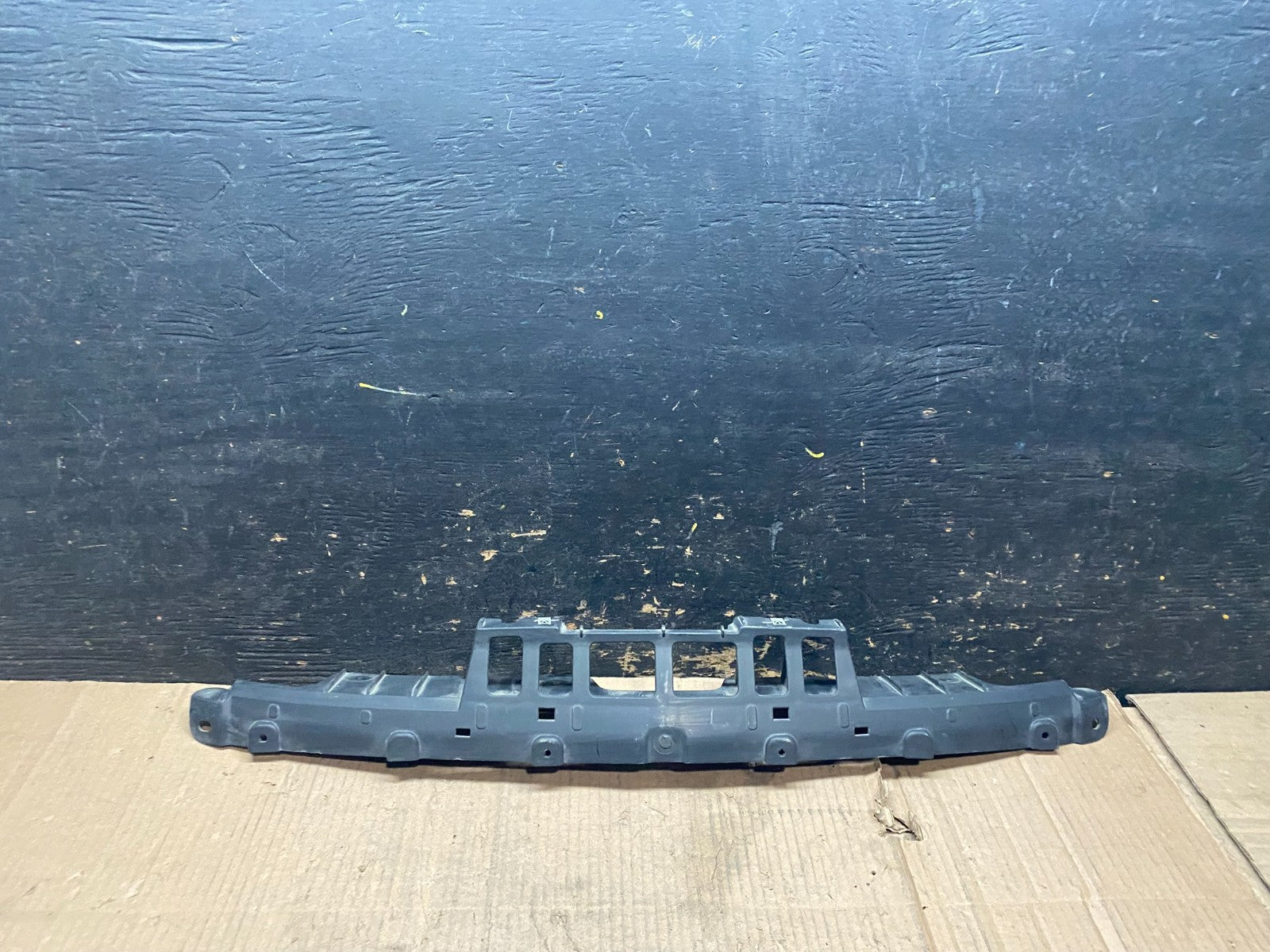2013 to 2019 Chevrolet Trax Front Bumper Reinforcement 95390551 W48940