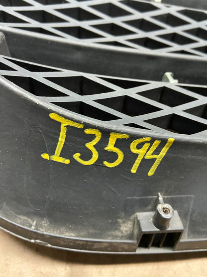 2007 to 2011 Kia Rondo Front Upper Grill Grille i3594 PS11