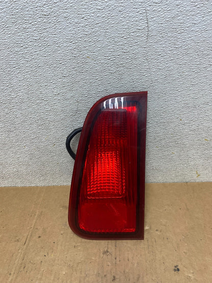 2003-2006 Lincoln Navigator Right Passenger RH Inner Tail Light OEM Q7460 DW0