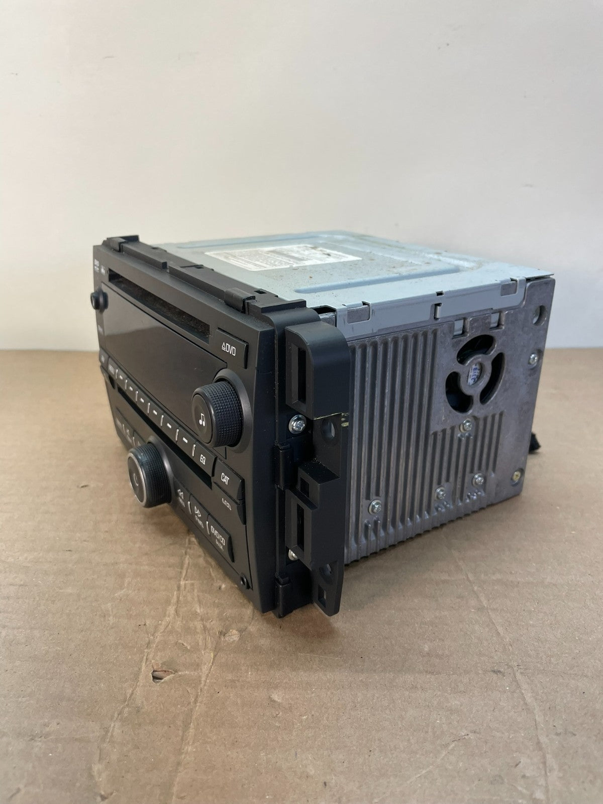 2002 - 2006 Chrysler Dodge Jeep Ram Radio CD Player AM/FM Receiver AI0531 DG2