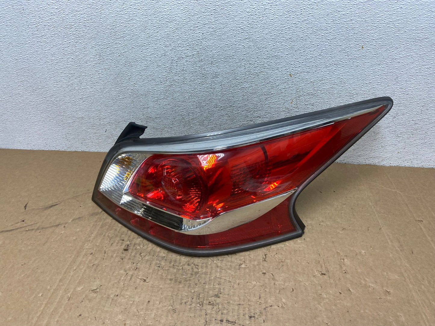 2013 2014 2015 Nissan Altima Right Passenger RH Side Tail Light AG1186 LK0