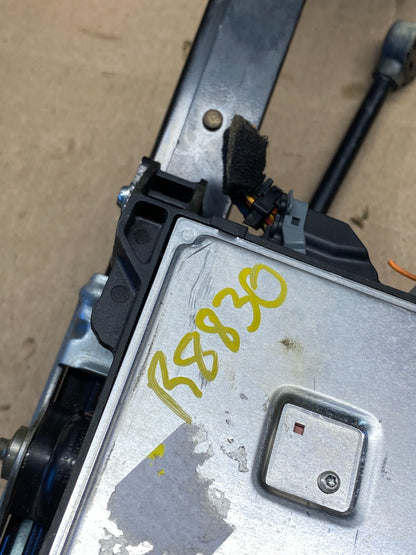 2006 - 2012 Hyundai Entourage Power Trunk Motor Assembly 81770-4D101 R8830 DG8