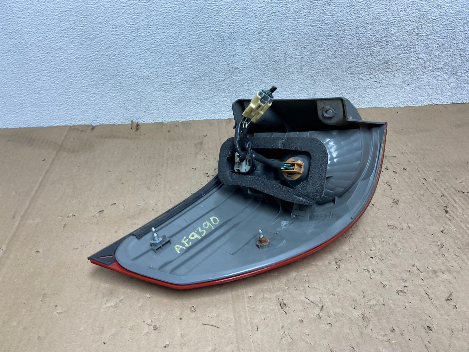 2006 - 2010 Toyota Sienna Right Passenger Side Tail Light AE9390 LK5