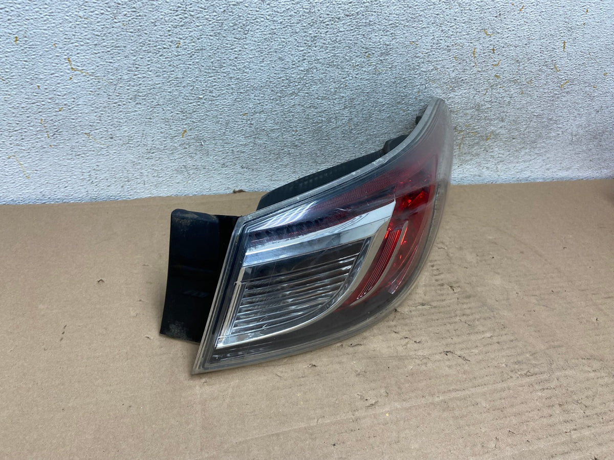 2010 2011 2012 2013 Mazda 3 Right Passenger Rh Side Tail Light AH9459 LK2