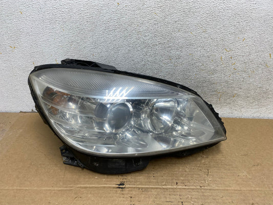 2008 to 2011 Mercedes Benz C-CLASS Right Passenger Side Headlight AH8059 LK0