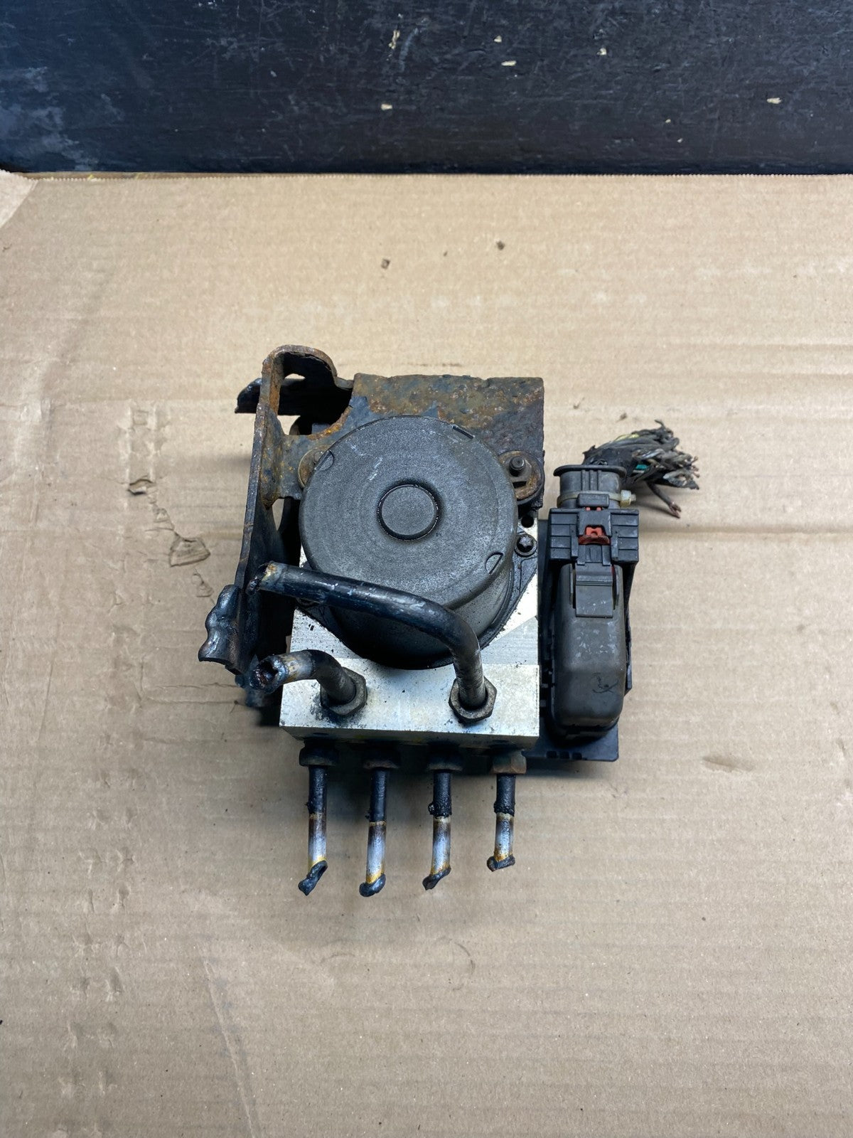 2009 2010 Chevrolet Tahoe Suburban ABS Anti Lock Brake Pump 20787881 af0007 DG1