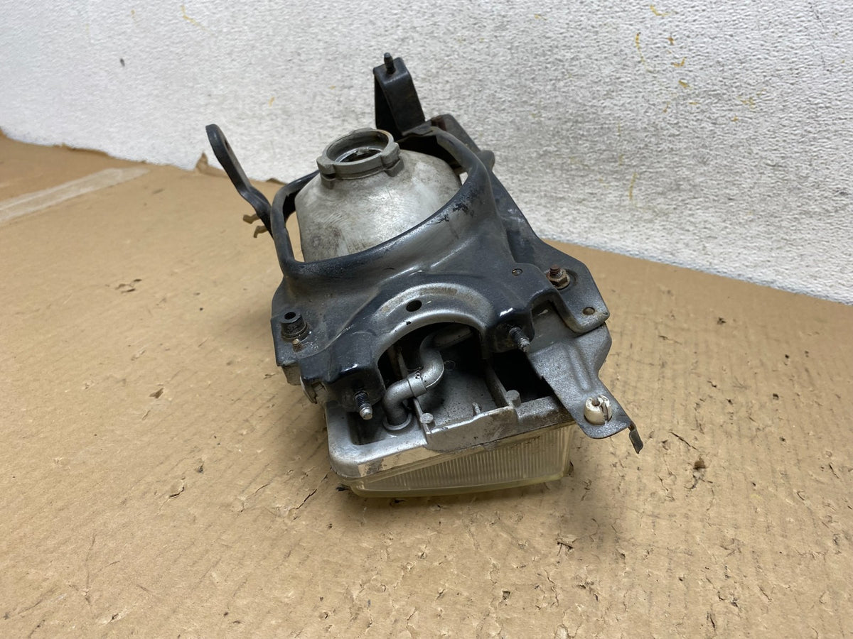 1988 to 1992 Toyota Corolla Wagon Left Driver Side Headlight AH2866 PS5