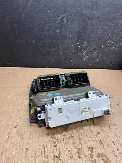 2007 - 2013 Acura MDX Front Dash Tray Center Console Air Vents Hazard T8442 DG4