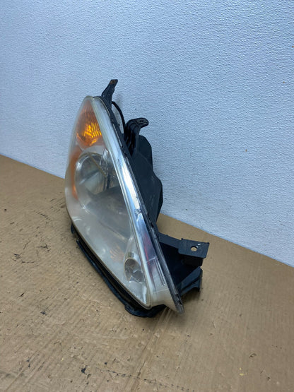 2002 to 2004 Honda CRV CR-V Right Passenger RH Halogen Headlight AC8327 DW1