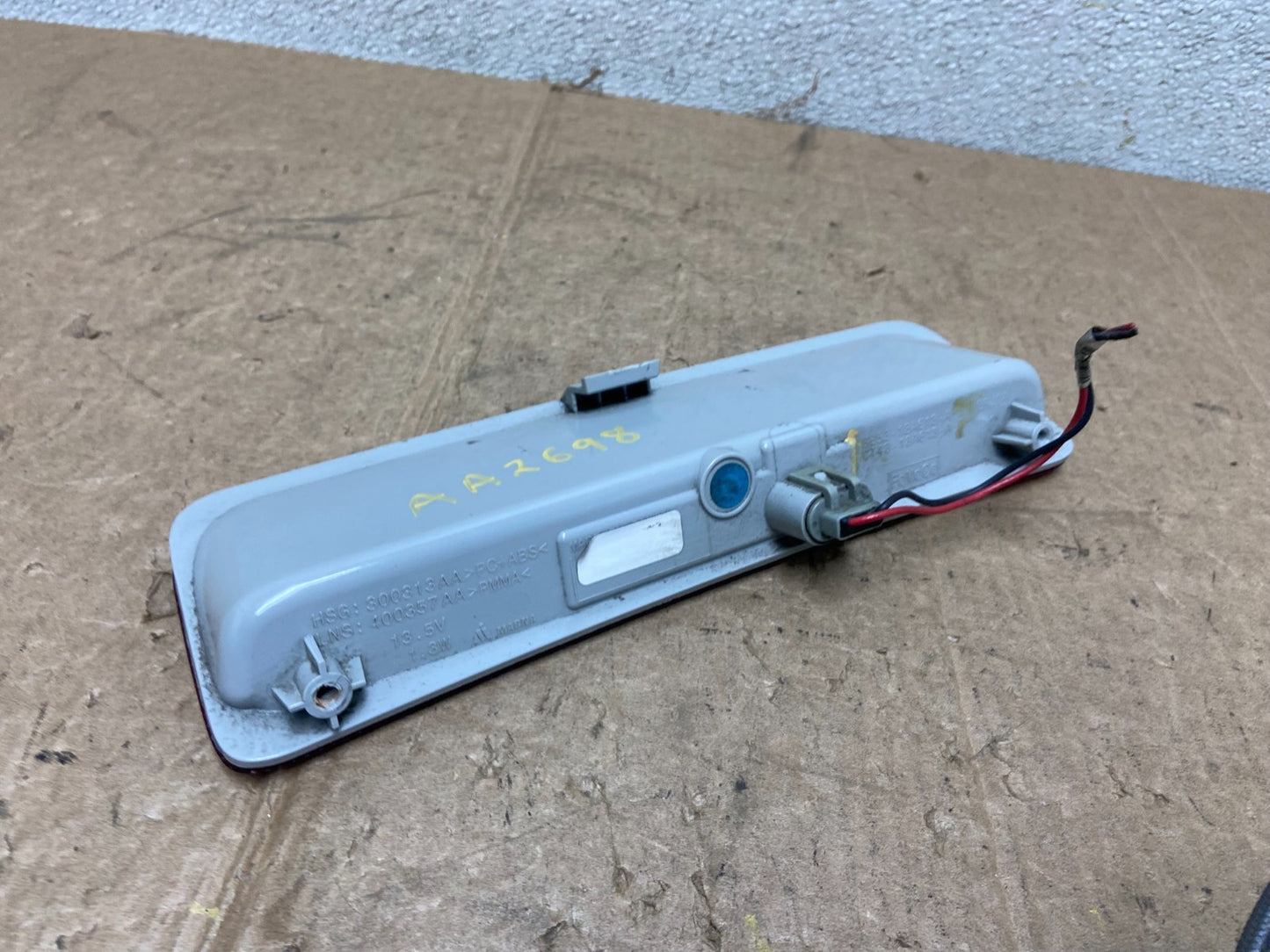 2012-2014 Ford Edge Lincoln MKX BB53-13A613-A 3rd Third Brake Light  AA26984