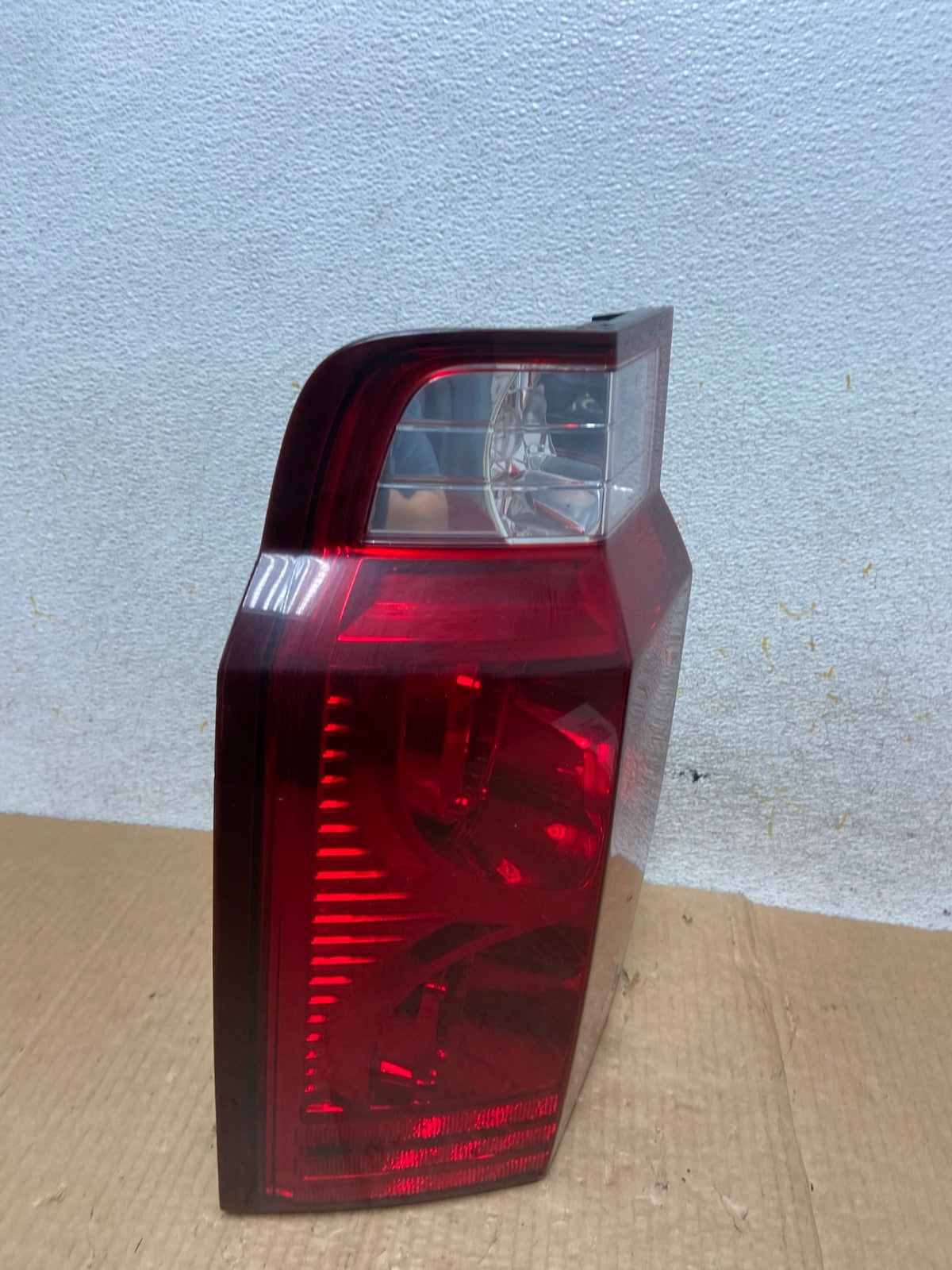 2006 to 2010 Jeep Commander Left Driver Side Tail Light AI6526 LK2
