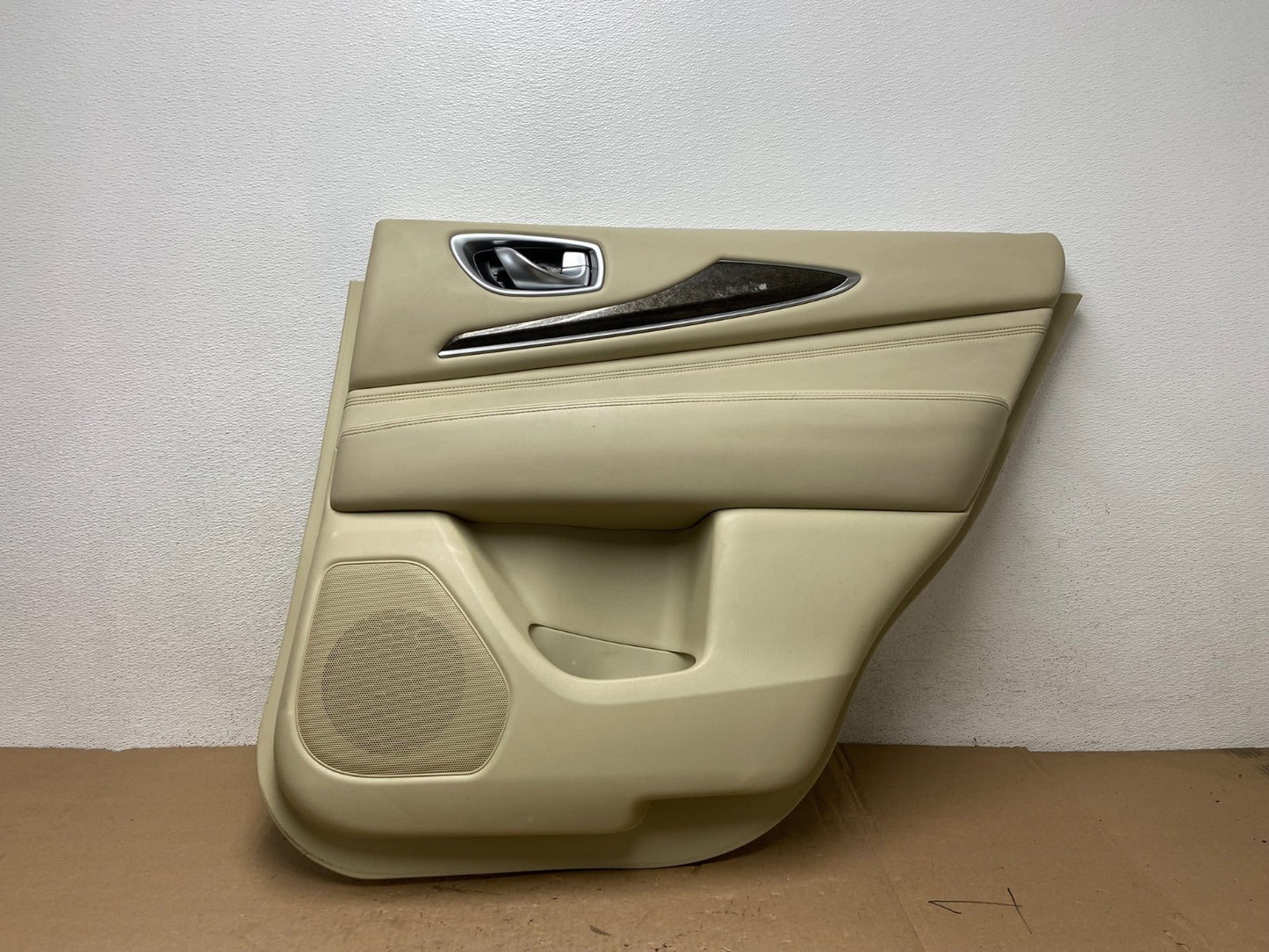 2014 to 2017 Infiniti QX60 Right Rear RH Passenger Side Door Trim Panel AG41010