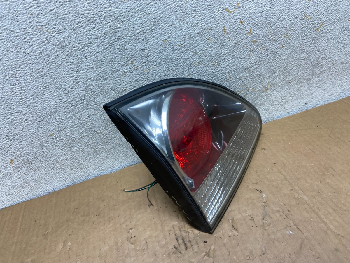 2000-2003 Lexus Rx300 Left Driver Lh Side Rear Inner Tail Light AI9242 LK2