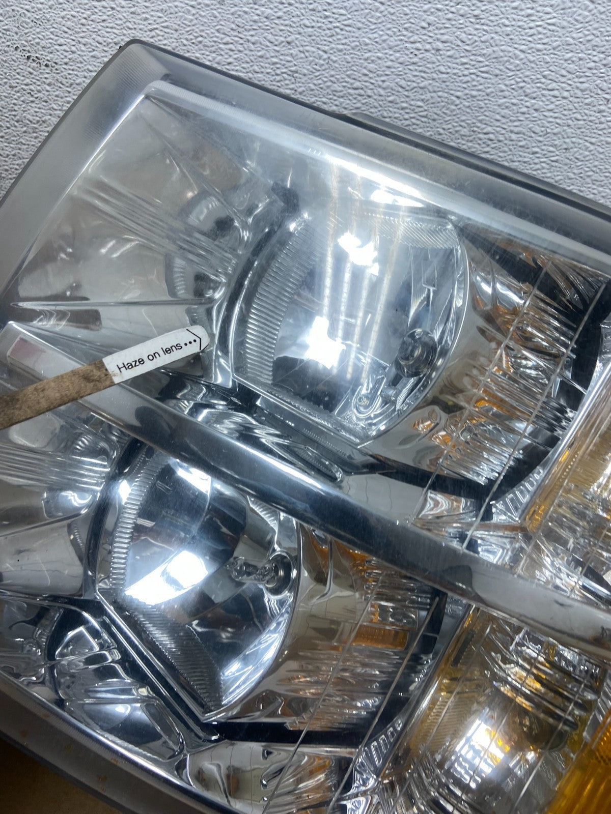 2007 to 2014 Chevrolet Silverado Left+Right Side Headlights AE9136 DW6