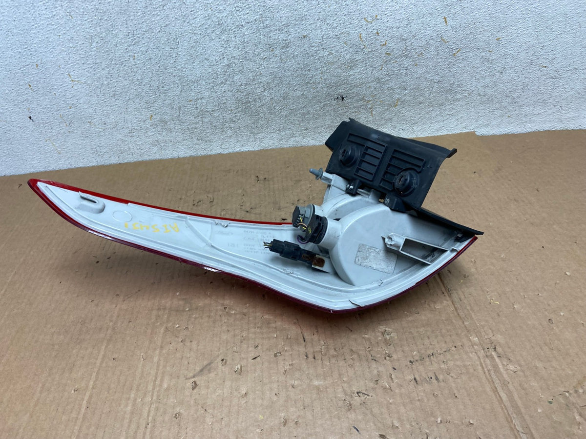 2013 to 2016 Ford Escape Right Passenger RH Side Tail Light AI5451 LK5