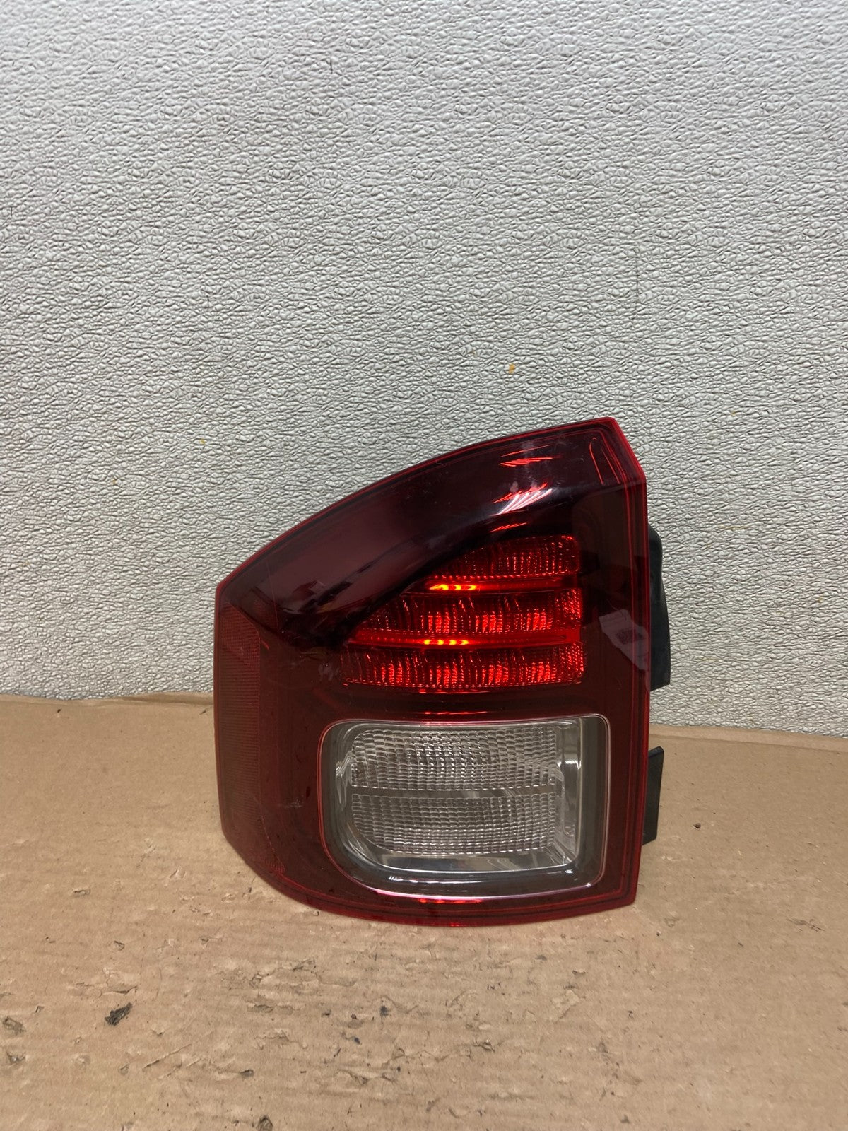 2014 - 2017 Jeep Compass Left Driver LH Side Tail Light AB0212 LK0