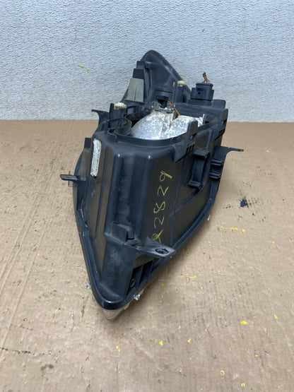 2007 to 2013 Mercedes Sprinter Headlight Right Passenger Halogen Q2829 DW10
