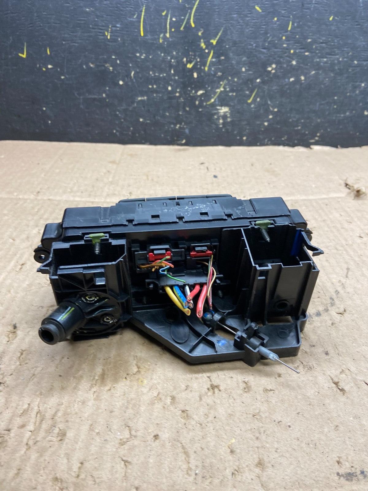 2011 - 2014 Volkswagen  Jetta Center Climate Control Panel AC Heater Z2033  DG3