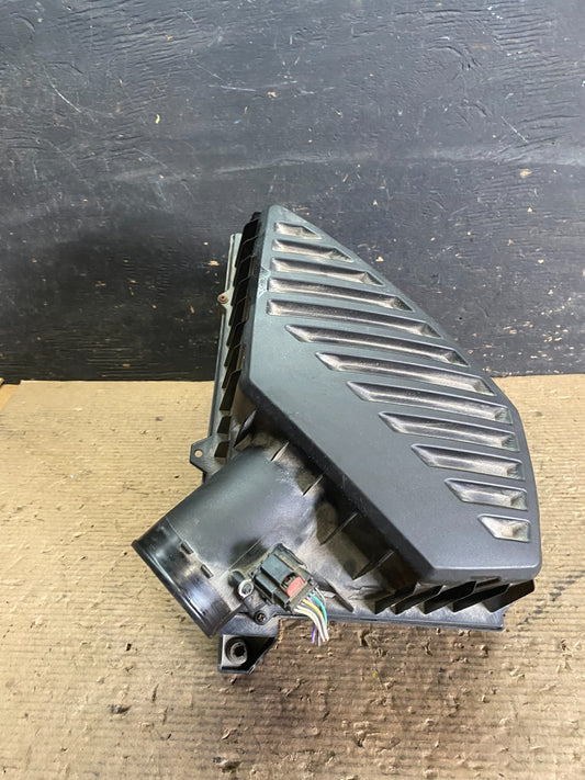 2018 to 2024 Buick Enclave Air Cleaner Filter Box Housing OEM S3563 DG0