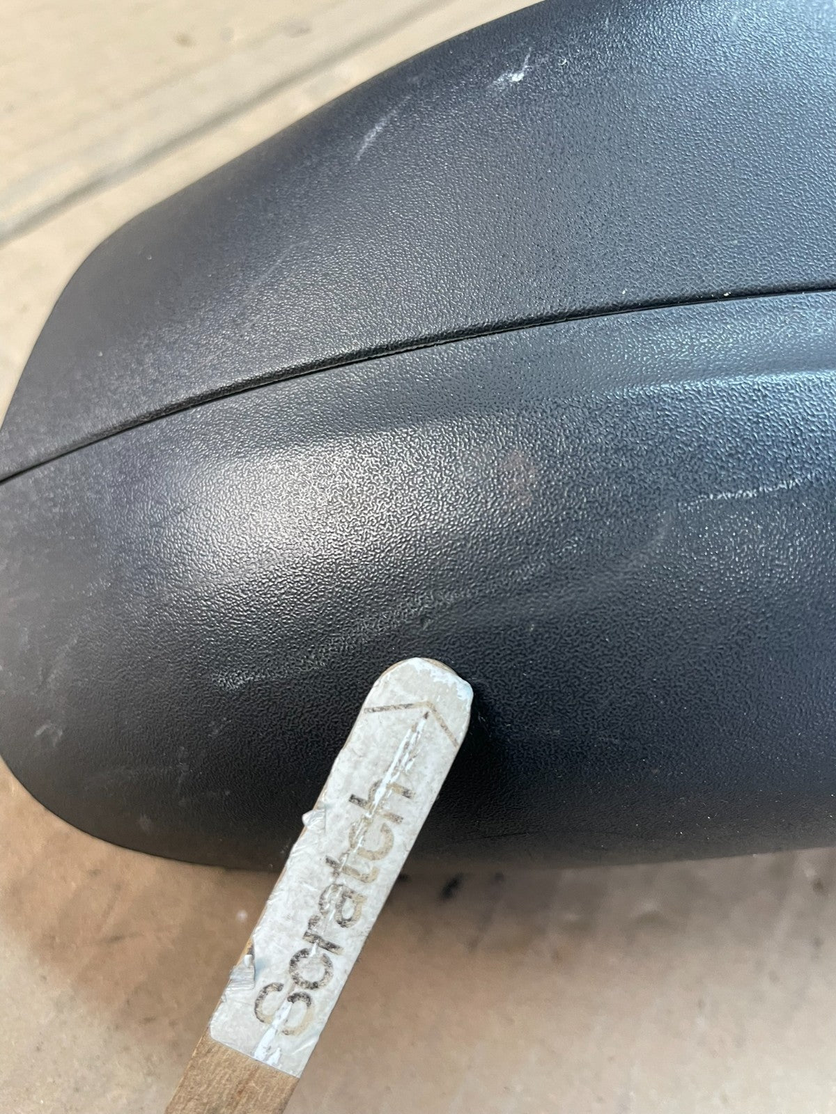 2010 to 2018 Ford Taurus Right Passenger View Door Mirror AD8682 DW5