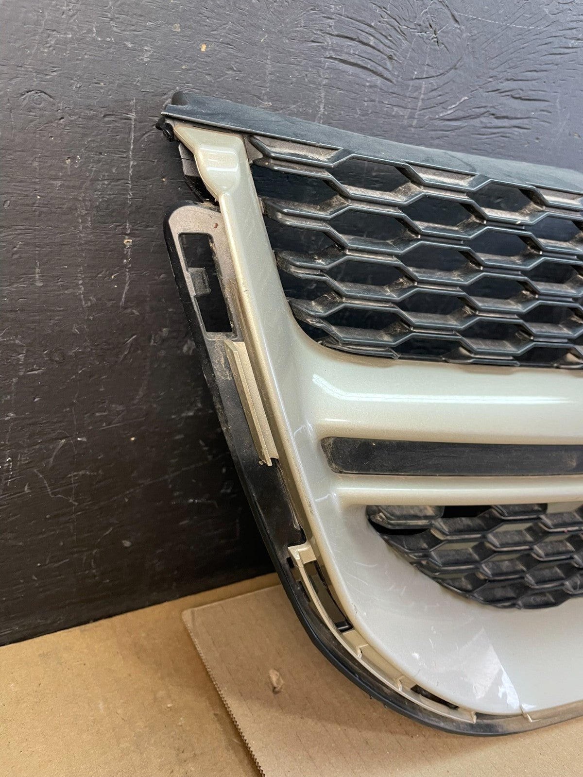 2011 to 2020 Dodge Grand Caravan Front Upper Grill Grille OEM AC1898   DG2