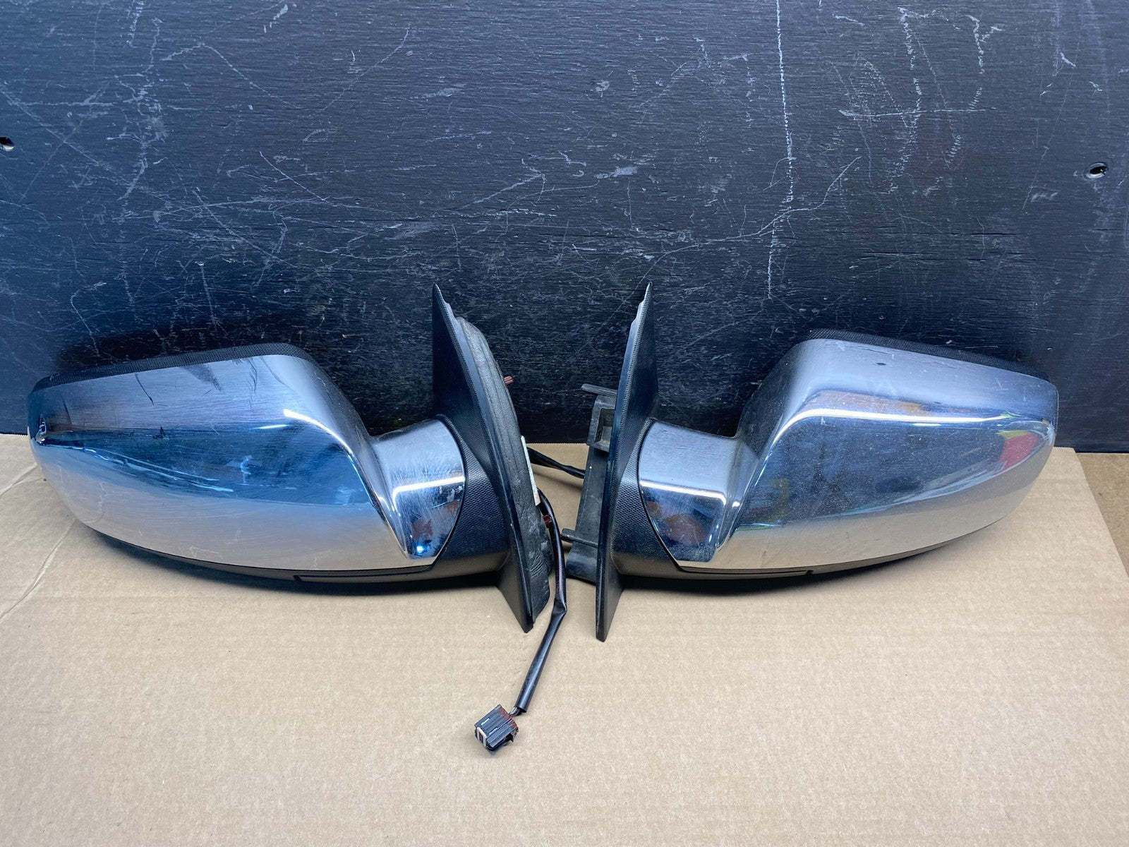 2010 to 2015 GMC Terrain Left+Right Set Heated Chrome Door Mirror AE0037 DG1