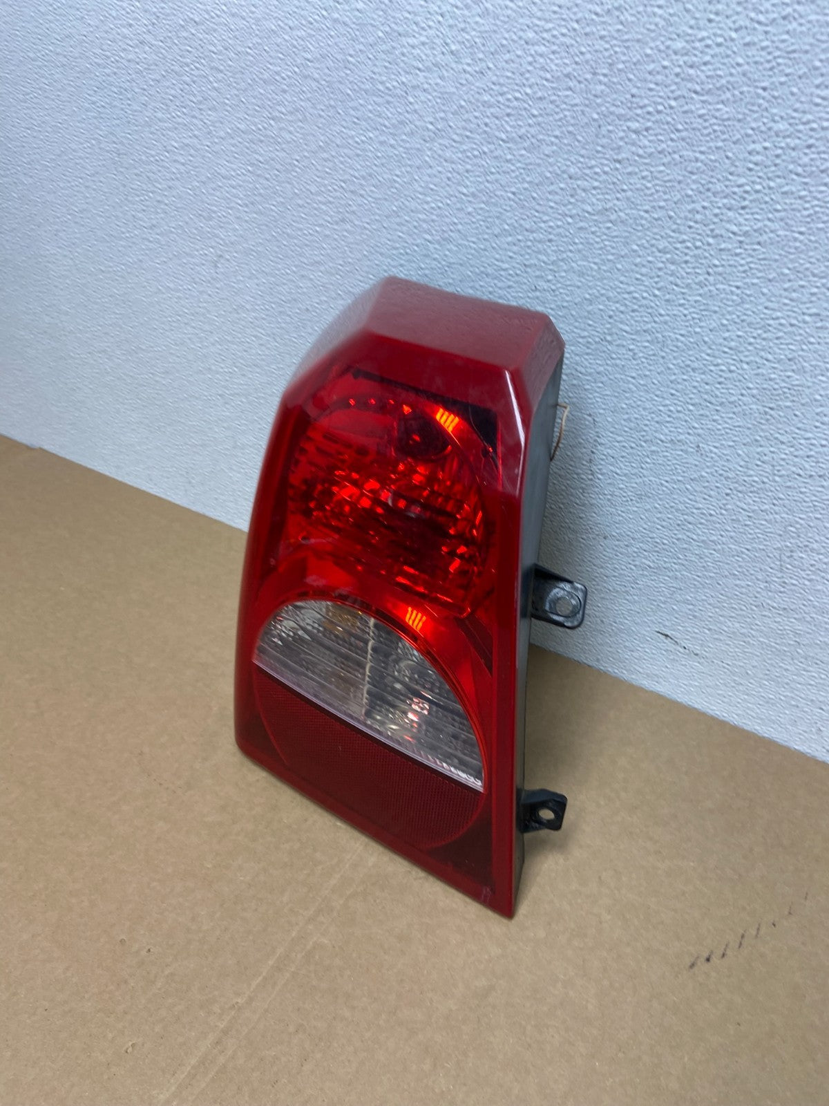 2008 2009 2010 2011 2012 Dodge Caliber Tail Light Left Driver Side Oem AB9962 DW1