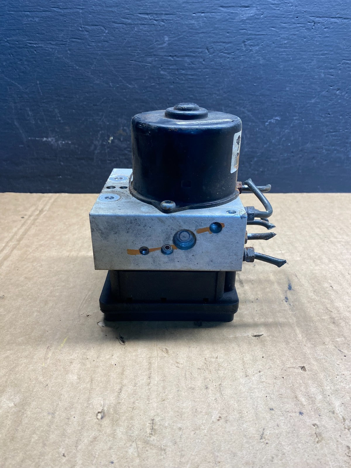 2004 - 2007 Nissan Murano ABS Anti Lock Brake Pump Module AC7835 DG5