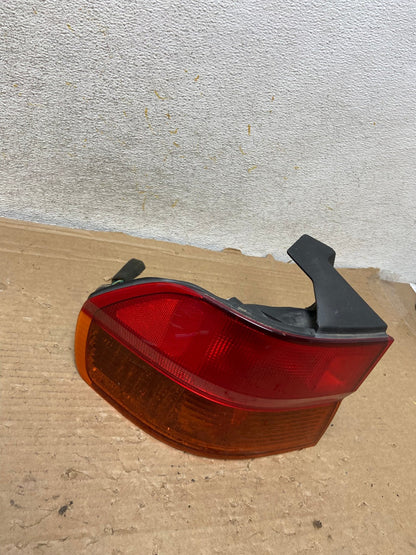 1999 2000 2001 Honda Odyssey Left Driver LH Side Tail Light AH8937 LK2