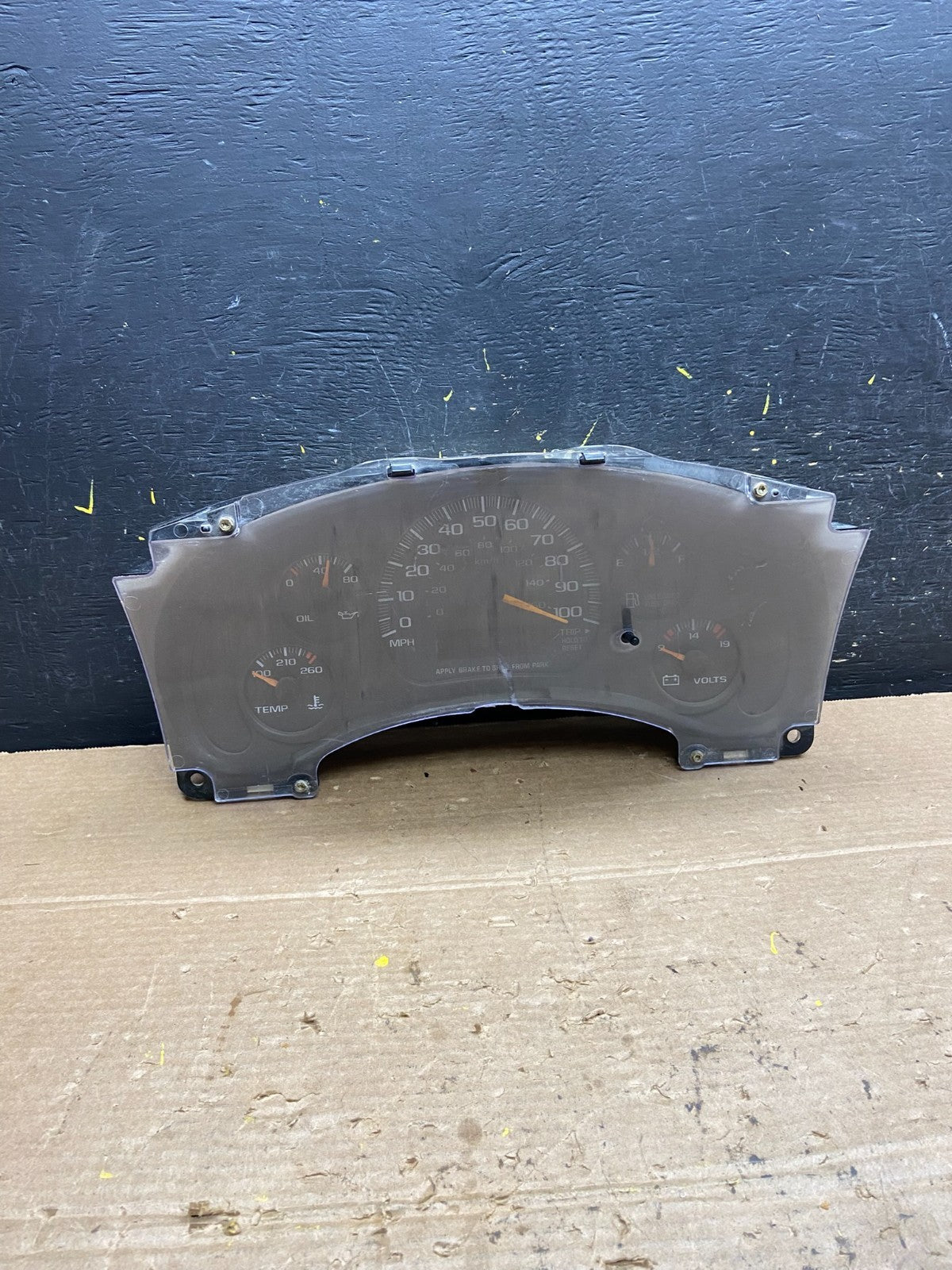 1996 to 2000 Chevrolet Express Speedometer Cluster Gauge OEM W9816 DG0