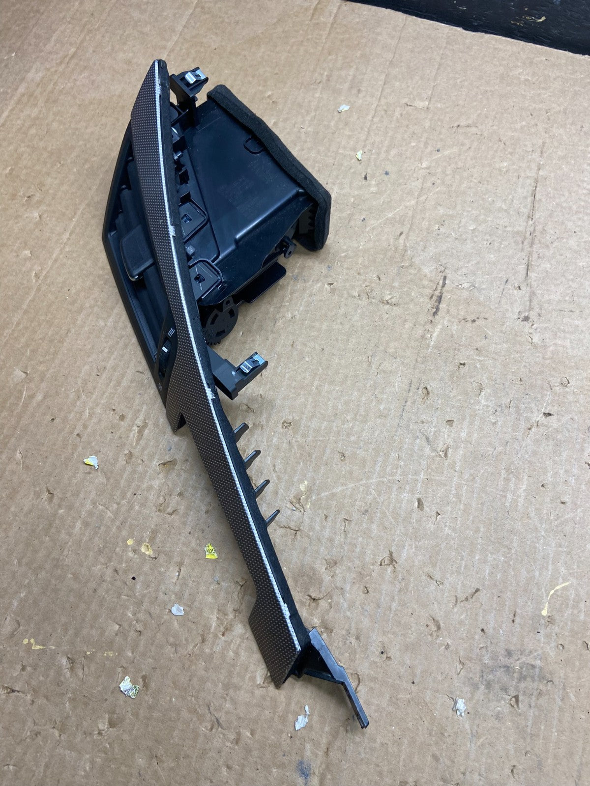 2014-2018 Infiniti Q50 Right Passenger Center Dash Air AC A/C Vent Z4179 DG1