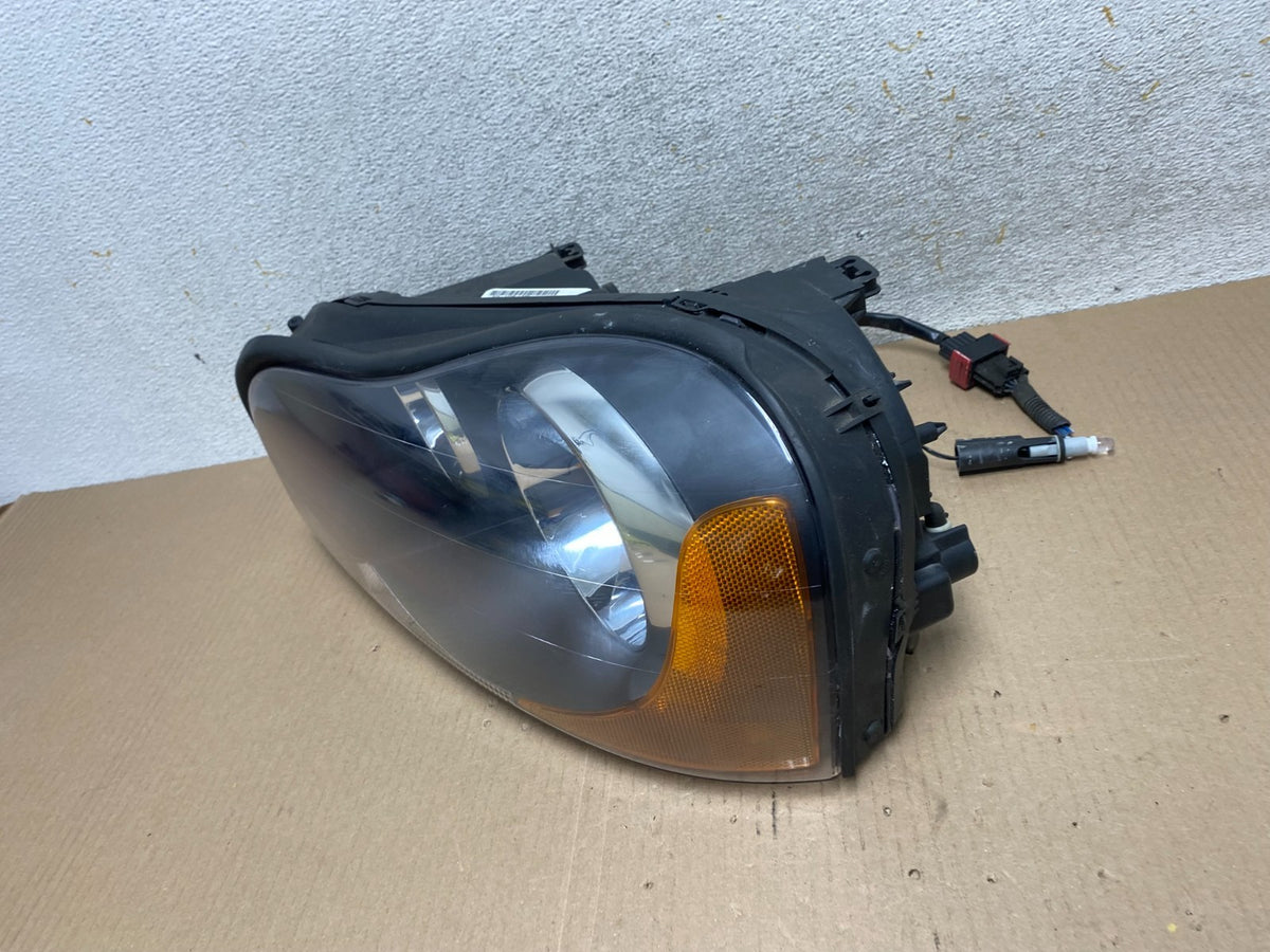 2003-2013 Volvo XC90 Left Driver LH Side Halogen Headlight DEPO AJ2407 DW1