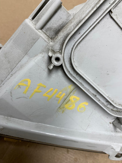 2007 2008 2009 Toyota Yaris Right Passenger RH Halogen Headlight AF4486 LK10