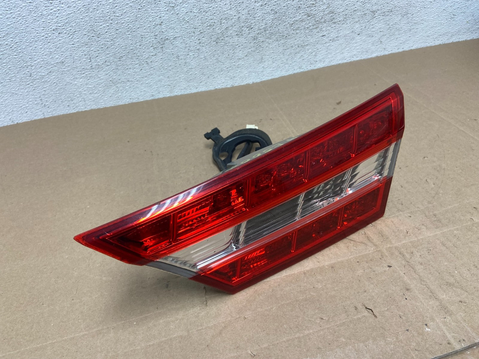 2013 2014 2015 Toyota Avalon Right Passenger Rh Inner Tail Light ae5007 DG2