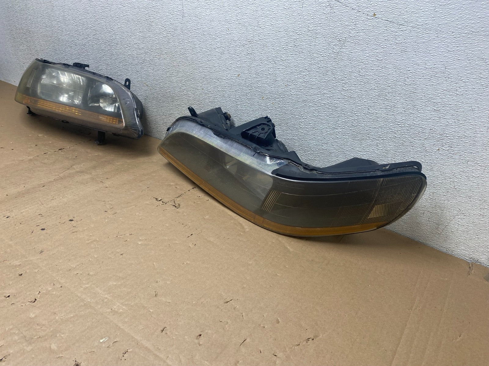 1998 to 2002 Honda Accord Black Left+Right Set Side Headlights S0748 DW1