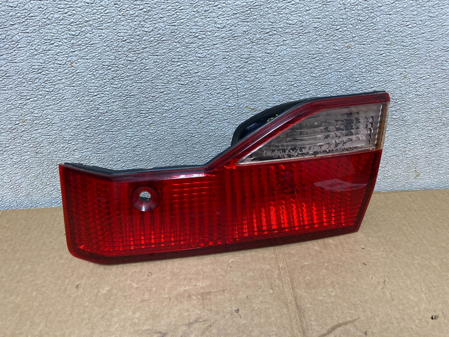 1998 to 2000 Honda Accord Right Passenger Side Inner Tail Light OEM V1146 DW0