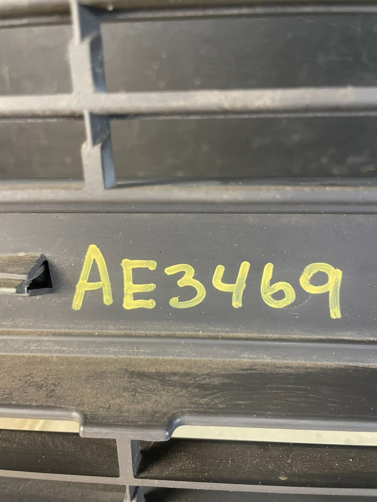 2008 2009 2010 Ford F250 F350 SD Front Upper Grill Grille ae3469 DG6