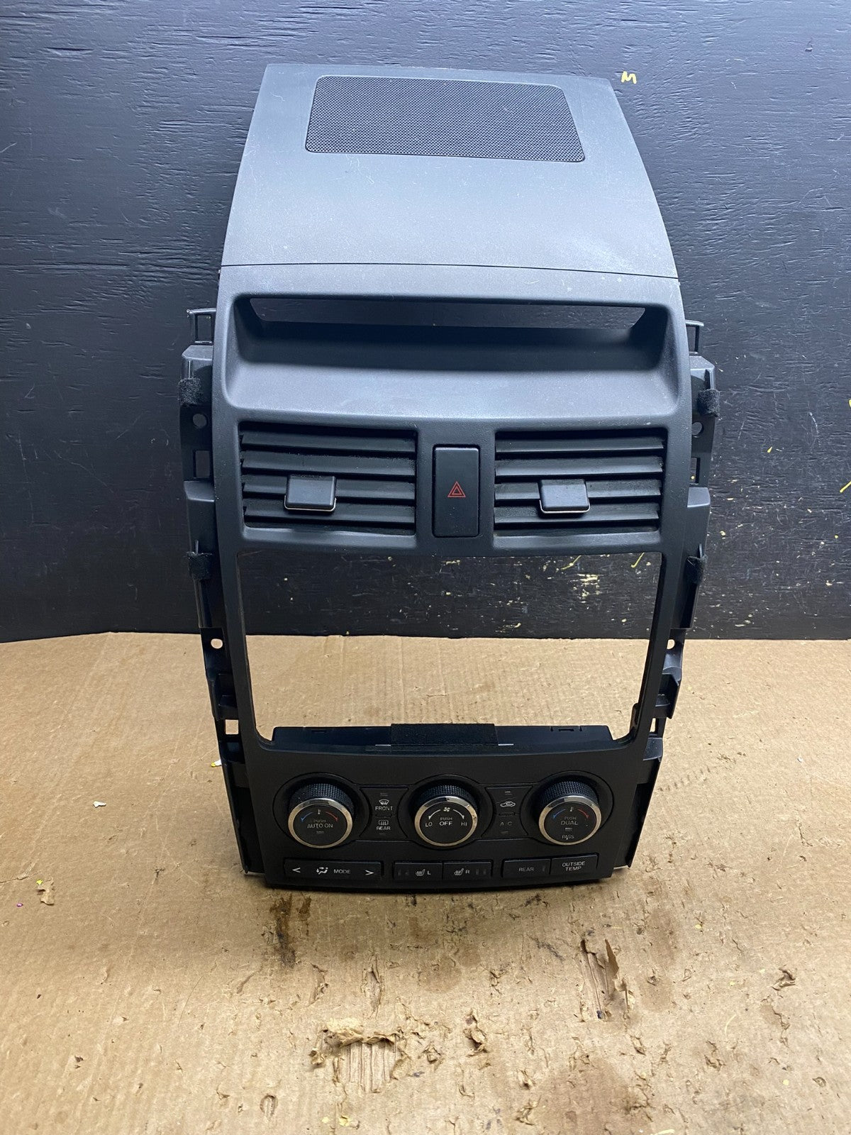 2010 - 2015 Mazda CX-9 Radio Dash Trim Bezel W/Vent AC Climate Control z7416 DG0