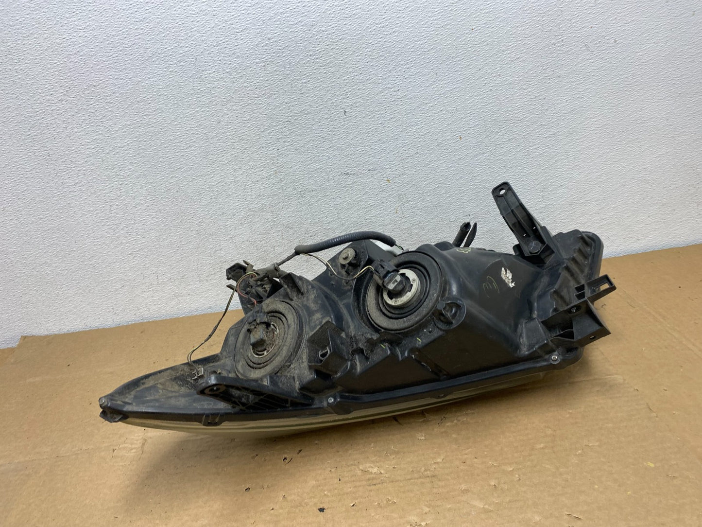 2013 to 2016 Nissan Pathfinder Right Passenger RH Side Headlight AD3953 DW7