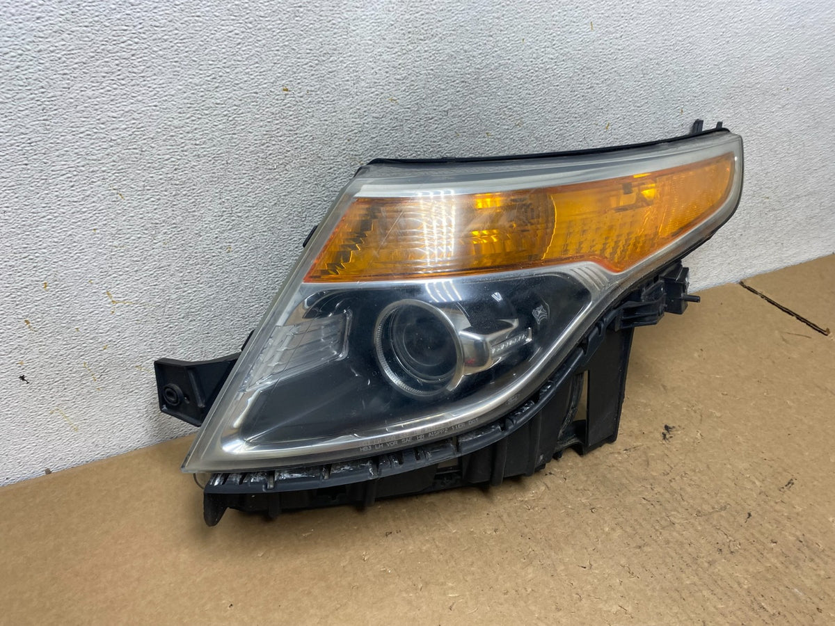 2011 to 2015 Ford Explorer Left Driver LH Halogen Headlight AI3496 DW2