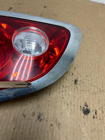 2008-2012 Buick Enclave Right Passenger Rh Inner Tail Light AG2107 LK4