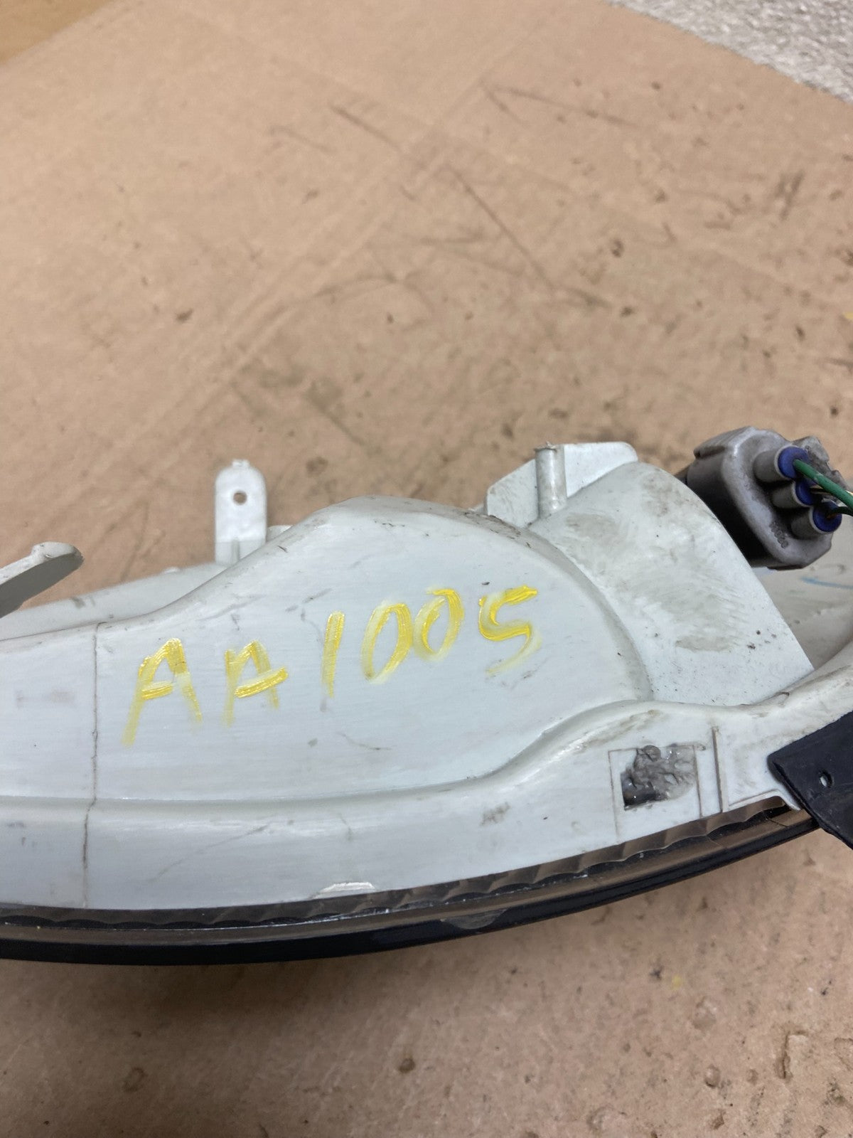 1997 to 1999 Lexus ES300 Right Passenger RH Side Turn Signal aa1005 DG5