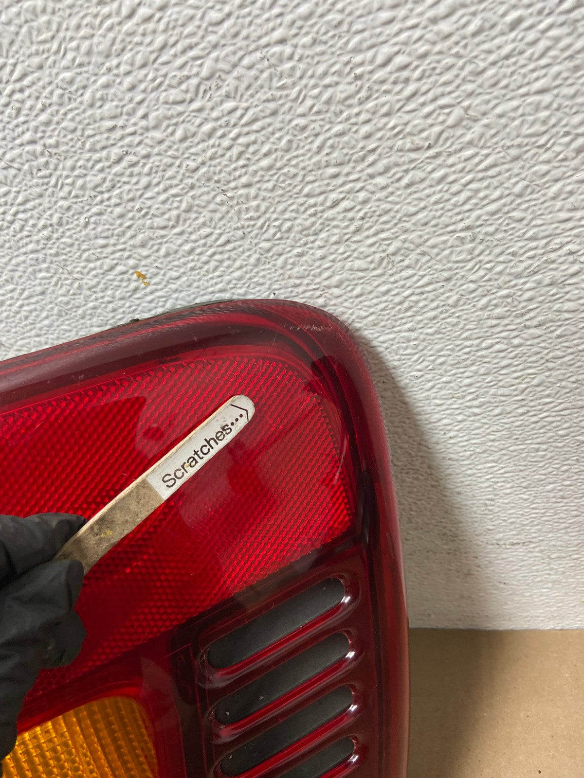 1999-2004 Jeep Grand Cherokee WJ Right Passenger Rh Tail Light AD6534 LK3