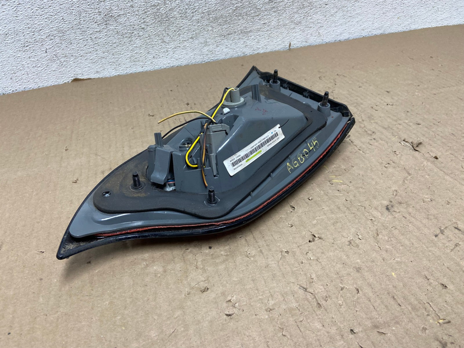 2014 to 2018 Jeep Cherokee Left Driver LH Side Inner Tail Light AG8045 LK4