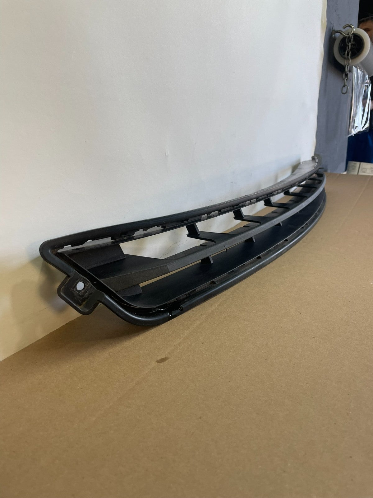 2013 2014 2015 GMC Acadia Front Lower Cover Grill Grille AF5581 DG2