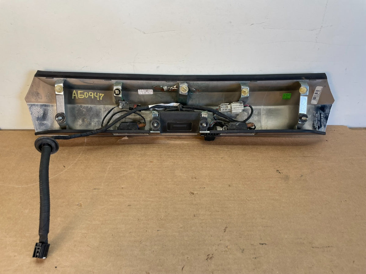 2011-2015 GMC Terrain Tailgate Liftgate Chrome Finish Molding Camera AG0947 DG3