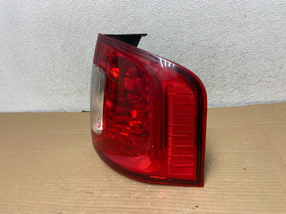 2011 2012 2013 2014 Ford Edge Right Passenger RH Side Tail light AG8940 DW2