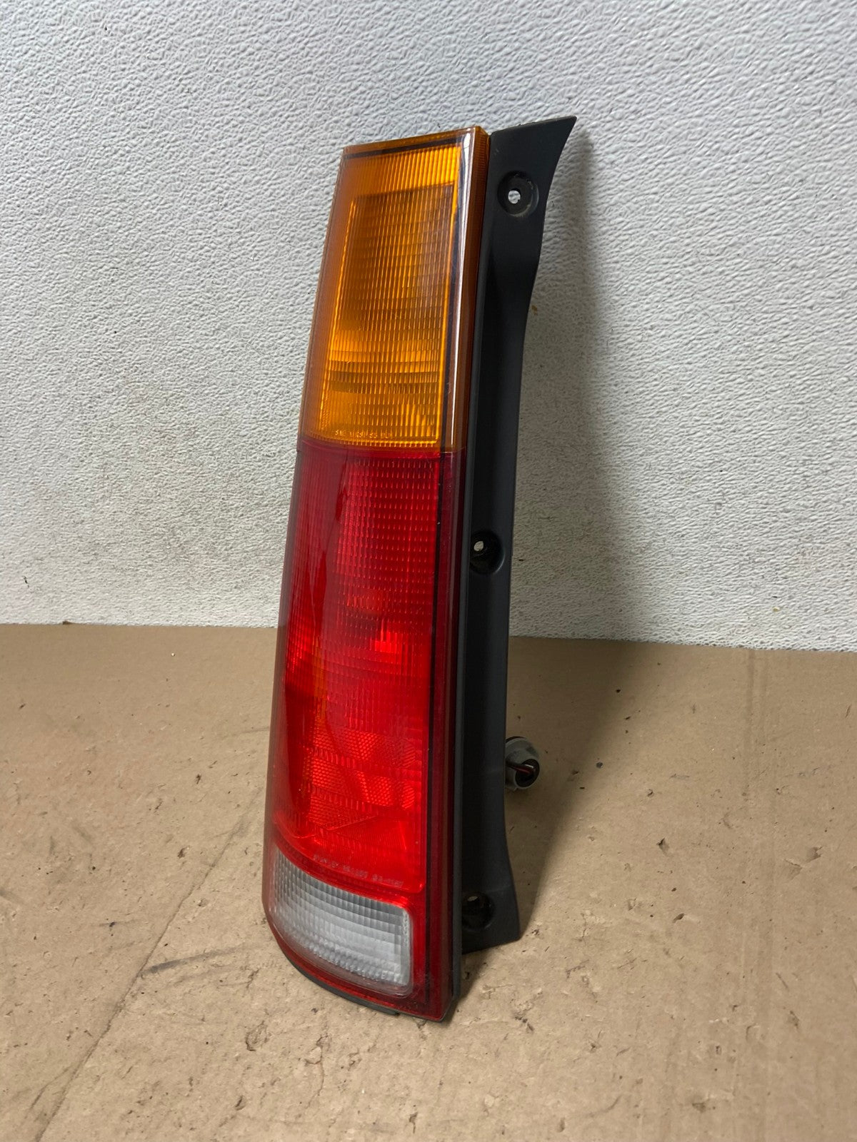 1997 1998 1999 2000 2001 Honda Crv Cr-v Left Driver Lh Tail Light AG5423 LK1